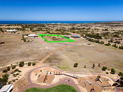 92 Redcliffe Concourse, White Peak WA 6532