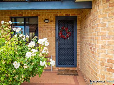 6 Magnolia Retreat, Kangaroo Gully WA 6255