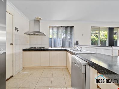 16 Bosberry Retreat, Mirrabooka WA 6061