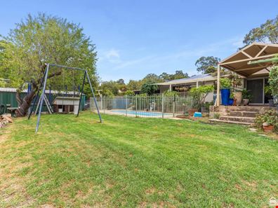 76 Paterson Road, Mount Nasura WA 6112