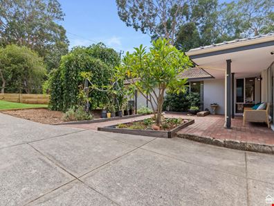 76 Paterson Road, Mount Nasura WA 6112
