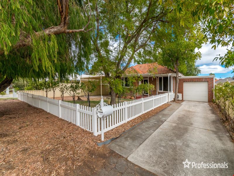 41 Armstrong Road, Wilson WA 6107