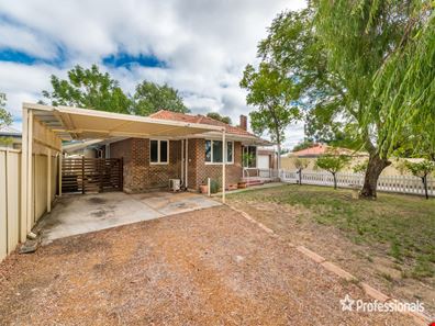 41 Armstrong Road, Wilson WA 6107