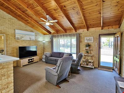 44 Glass Street, Kalbarri WA 6536