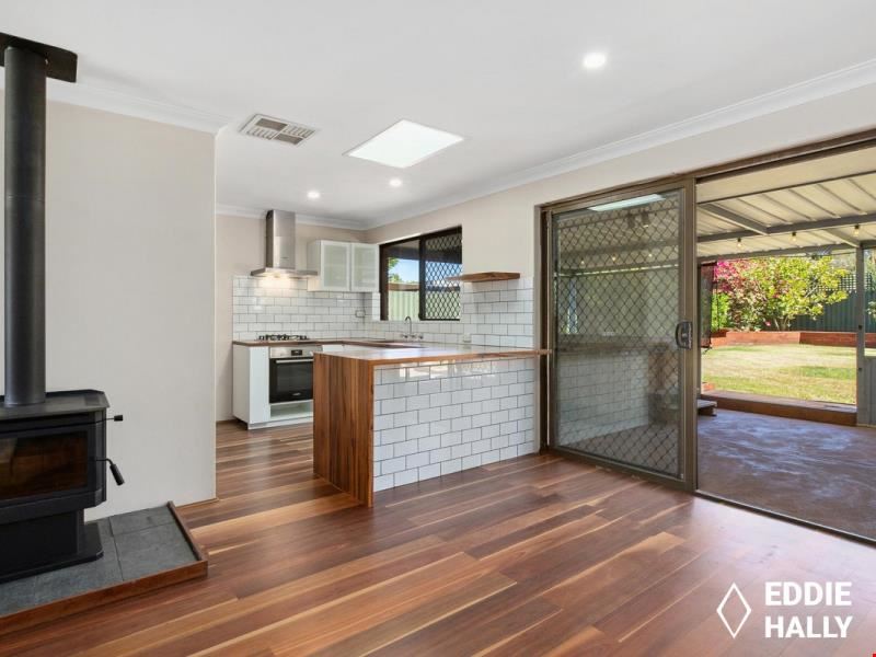35 Dotterel Way, Yangebup WA 6164