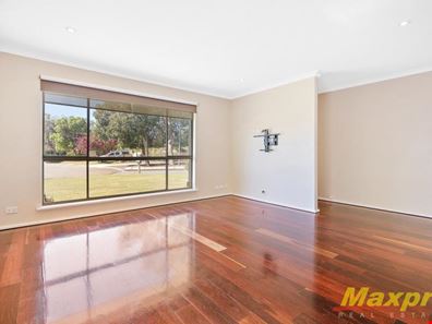 6 Timo Court, Ferndale WA 6148