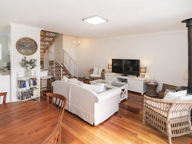 4/9 Blackwood Avenue, Augusta WA 6290