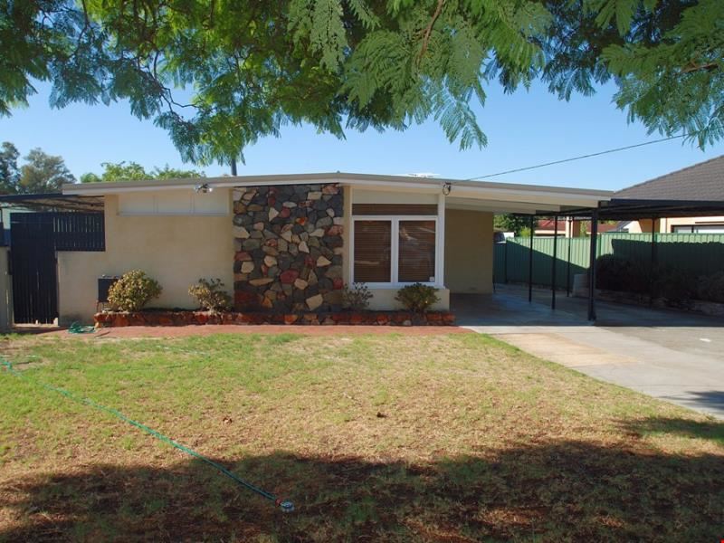 3 Cromer Place, Lynwood WA 6147