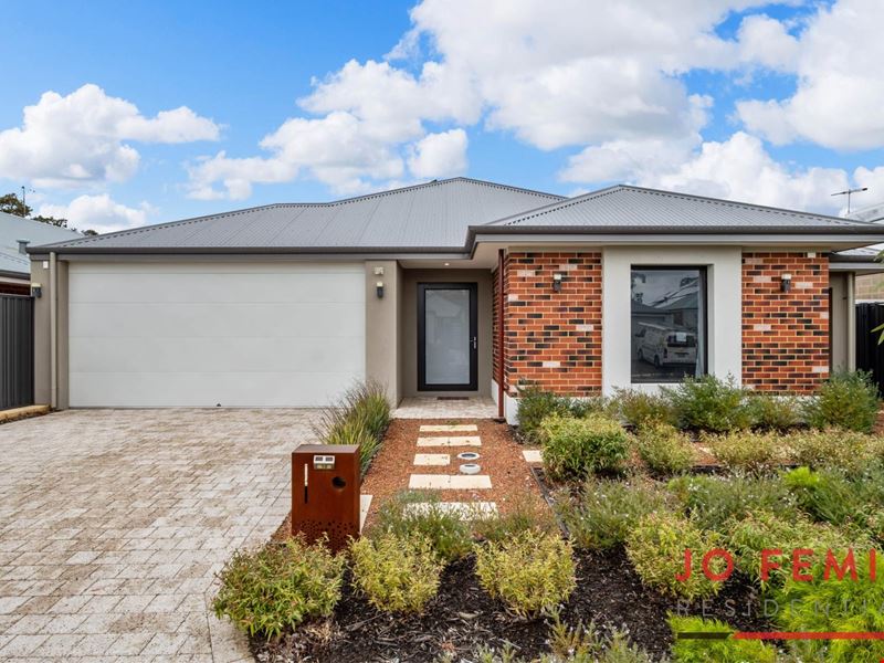 10 Freeman View, Bushmead WA 6055