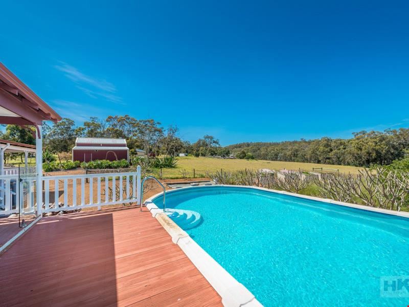 23 Lorikeet Court, Chittering WA 6084