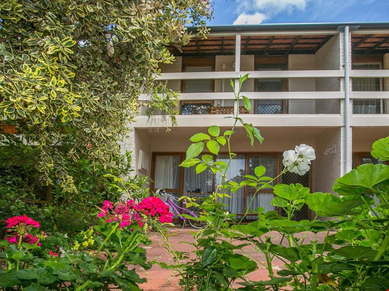 9/109 Broadway, Nedlands WA 6009