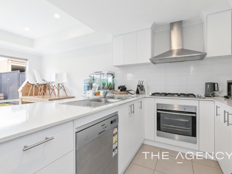 21 Saunton Way, Ridgewood WA 6030