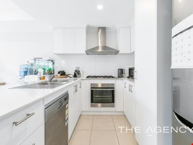 21 Saunton Way, Ridgewood WA 6030