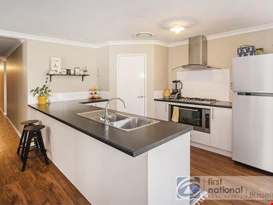 8 Oban Lane, Yalyalup WA 6280