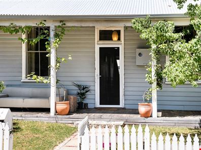 43 Stevens Street, White Gum Valley WA 6162