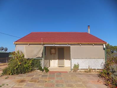 10 Barnett Street, Hopetoun WA 6348