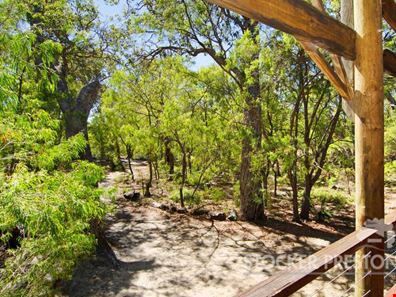 6 Warrior Way, Molloy Island WA 6290