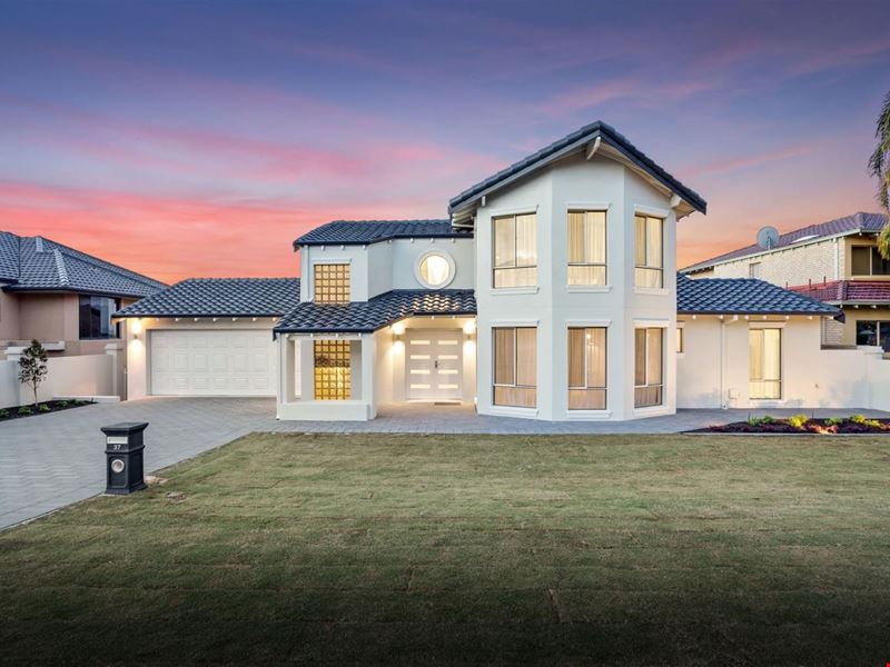37 Whitfeld Terrace, Winthrop WA 6150