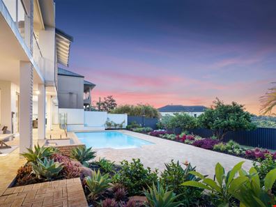 37 Whitfeld Terrace, Winthrop WA 6150