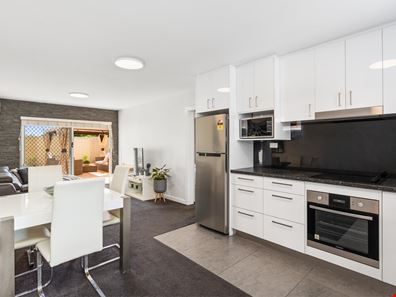 6/171-173 Elliott  Road, Scarborough WA 6019