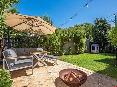 37 Collick Street, Hilton WA 6163