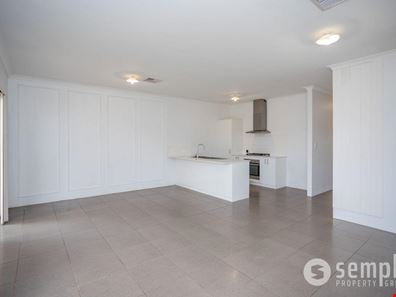 120 Whadjuk Drive, Hammond Park WA 6164