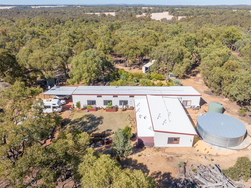 795 Bindoon-Dewars Pool Rd, Toodyay WA 6566