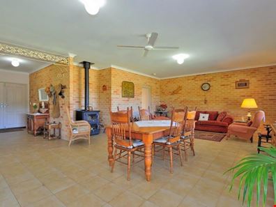 40 Eliza Road, Wanerie WA 6503