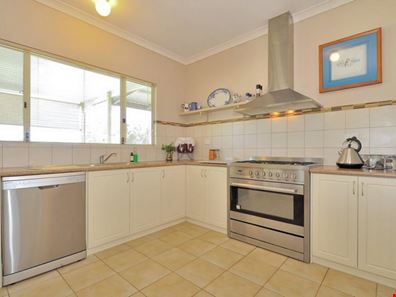 40 Eliza Road, Wanerie WA 6503