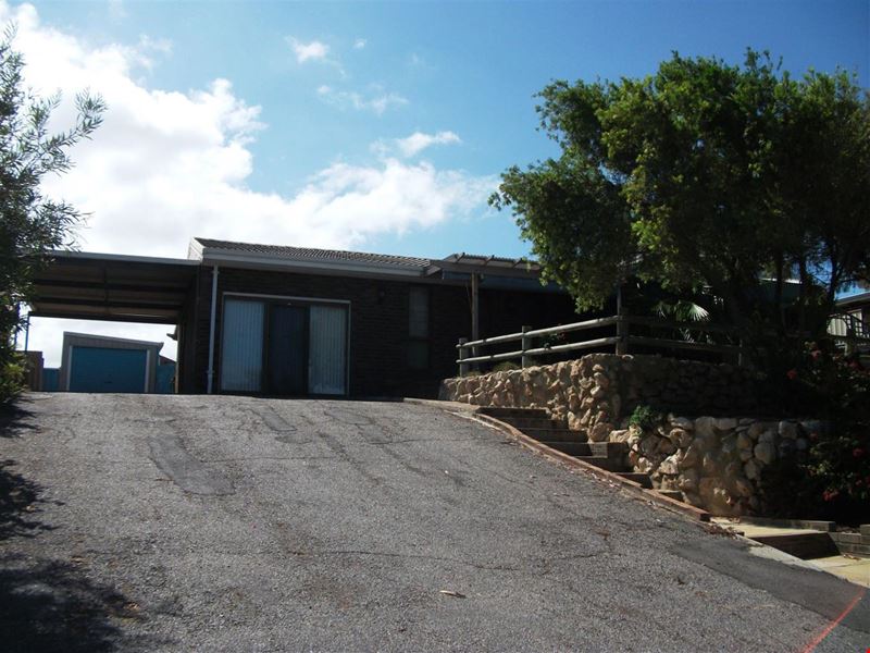 11 Cousins Street, Port Denison WA 6525