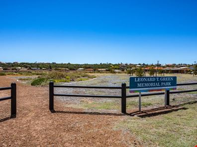 105 McAleer Drive, Mahomets Flats WA 6530