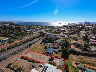 16 Watson Street, West Beach WA 6450