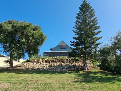 25 Jones Street, Ledge Point WA 6043