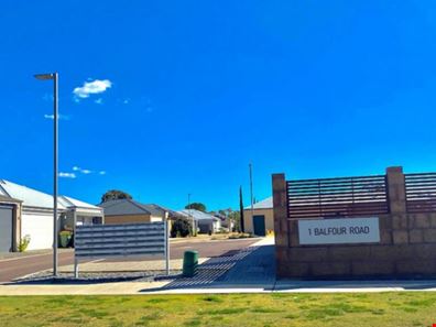 2/1 Balfour Road, Swan View WA 6056