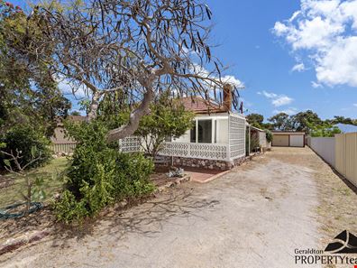 3 Critch Place, Wonthella WA 6530