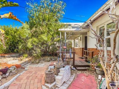 25 Jugan Street, Mount Hawthorn WA 6016