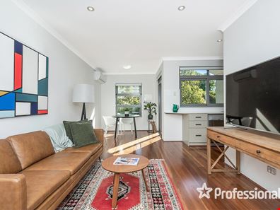 4/13 Wilson Street, Bassendean WA 6054