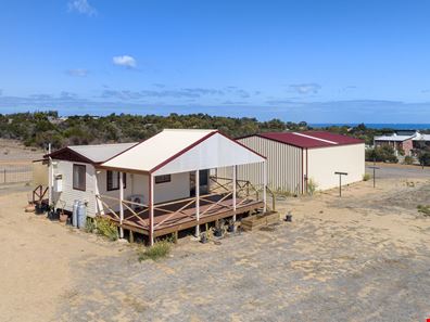 34 Patten Place, White Peak WA 6532