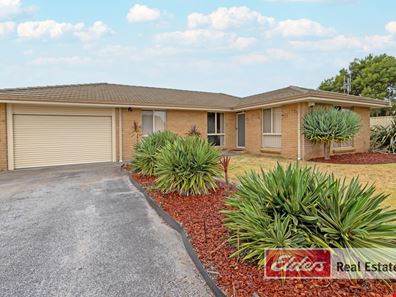5 Seville Way, Orana WA 6330