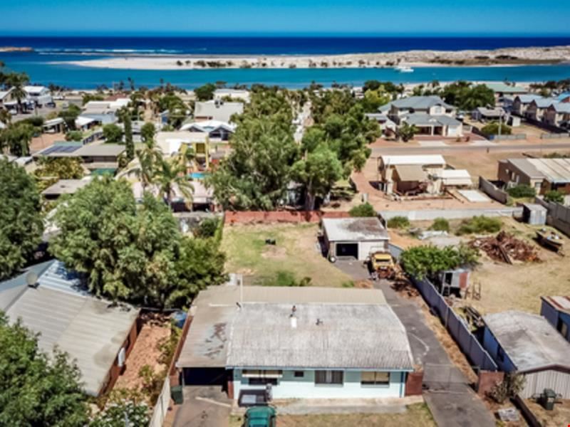 32 Smith Street, Kalbarri WA 6536