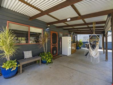 2035 Chittering Road, Lower Chittering WA 6084