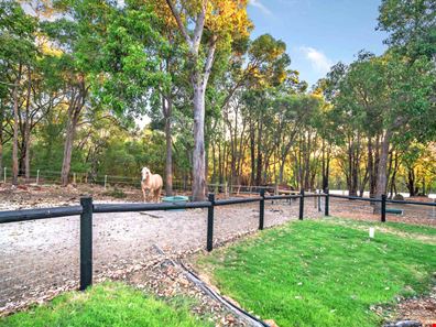 64 Flindersia Avenue, Brigadoon WA 6069