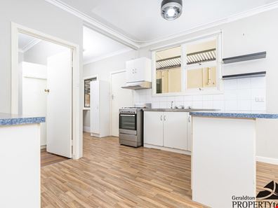 216 Place Road, Wonthella WA 6530