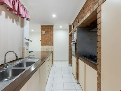 8 Twining Pl, Mirrabooka WA 6061