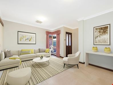 U 9/27 Central Road, Kalamunda WA 6076