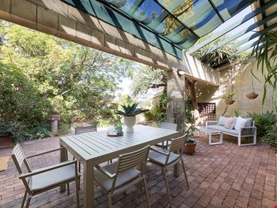 25 Duncraig Road, Applecross WA 6153