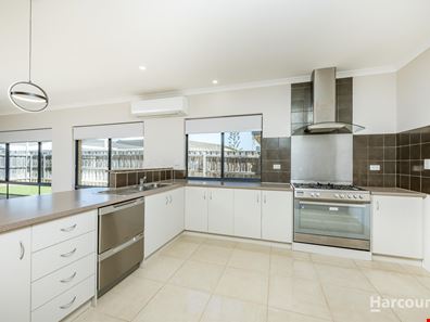 61 Hampshire Drive, Quinns Rocks WA 6030