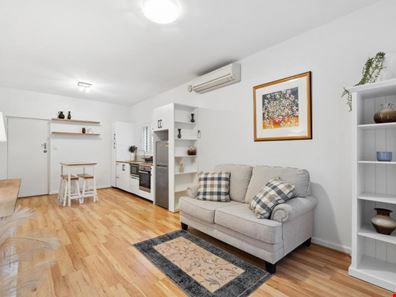 2/3 Currie Street, Jolimont WA 6014