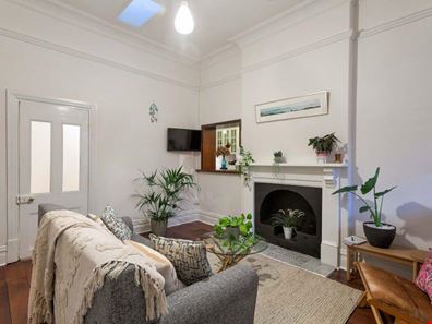 25 Parry Street, Fremantle WA 6160