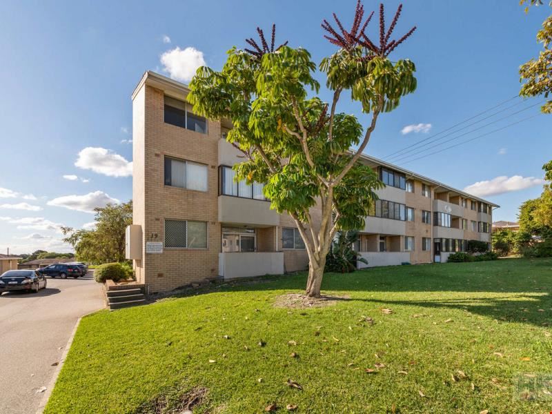 23/26 Golf View Street, Yokine WA 6060